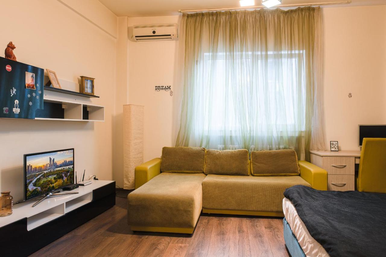 Romana Square Apartment Near Old Town - Ultracentral Location Бухарест Екстер'єр фото